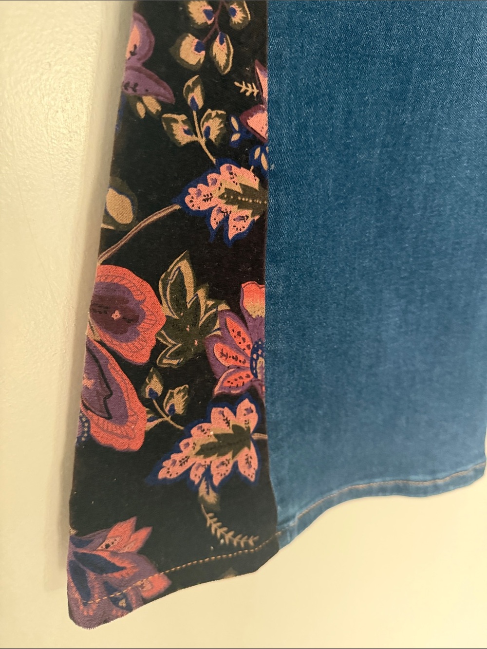 Driftwood Farrah Floral Inset Flare Jeans - Size 30 L33 - Boho Festival - Picture 2 of 7
